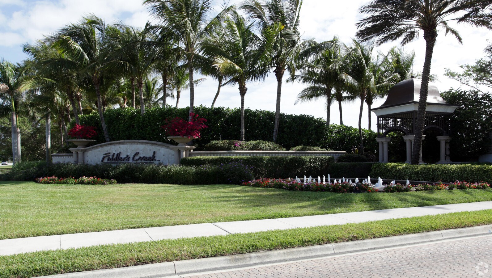 Primary Photo - Fiddler's Creek Apartments