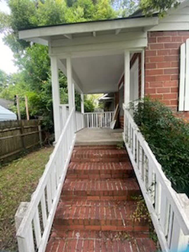Photo - 837 Fulton Ave