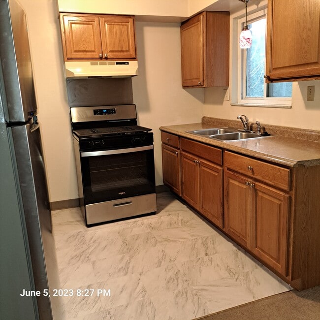 Building Photo - 416 Brierly Ln Rental