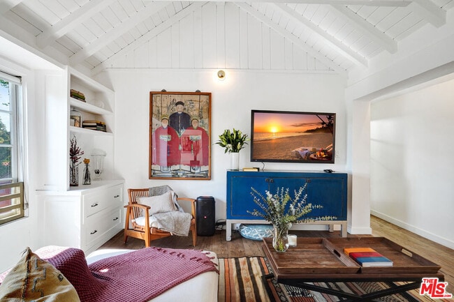 Building Photo - 3531 Wonder View Dr