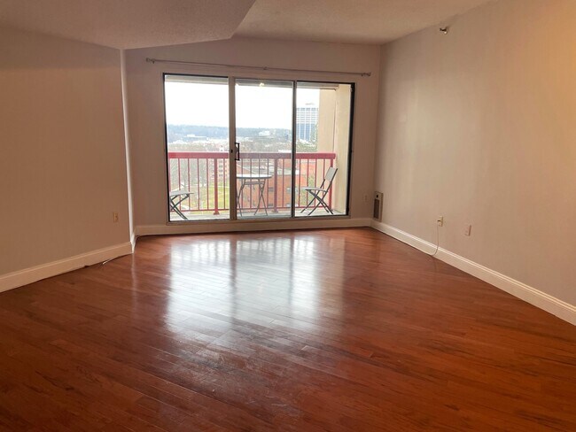 Photo - 10 Stewart Pl Unit 9JW