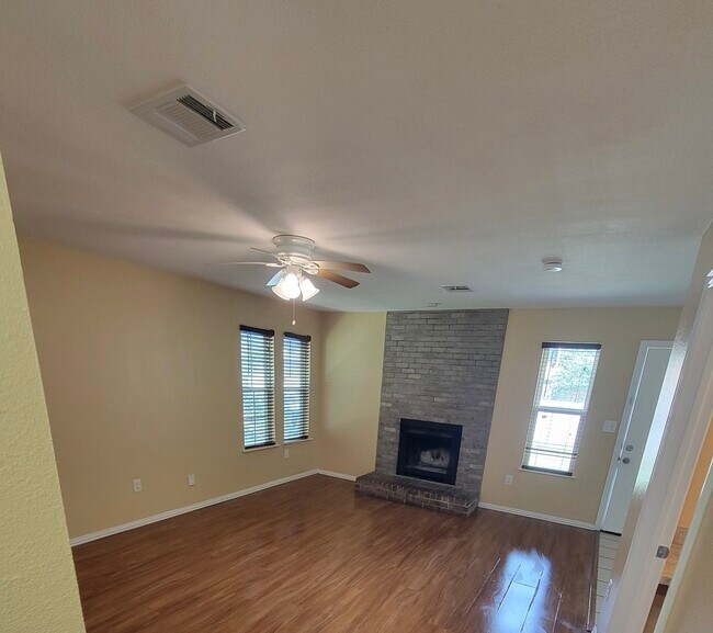 Photo - 716 - 718 N Cooper Street