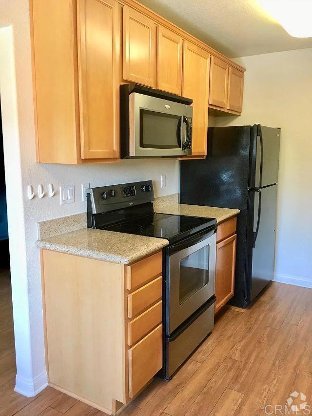 Building Photo - 2360 Paseo De Laura Unit 36 Rental