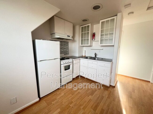 Photo - 1515 Grant St Condo Unit B