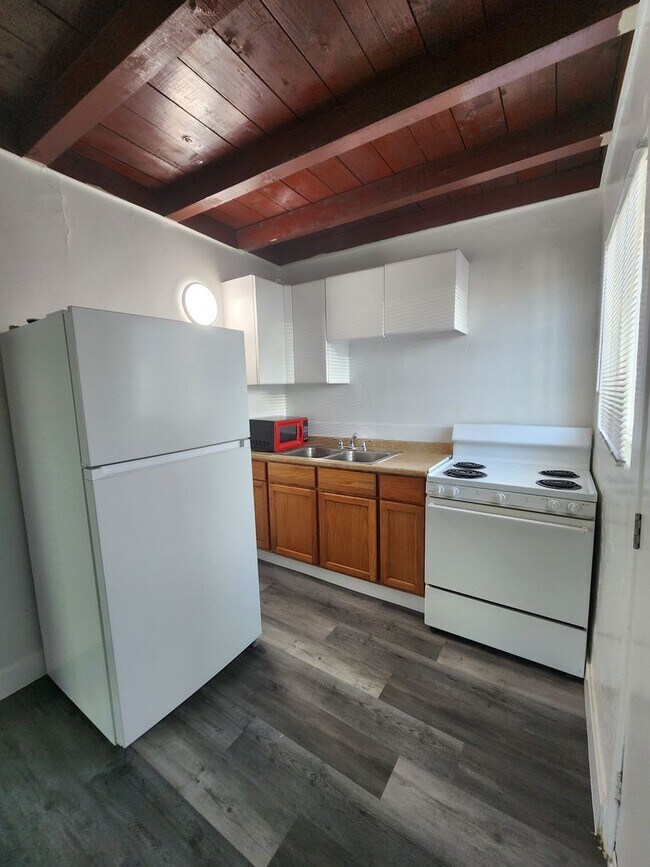 Photo - 432 N 15th St Unit 15th N 432 St #B