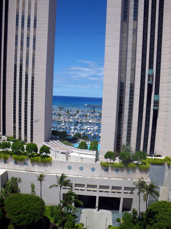 Photo - 1684 Ala Moana Blvd