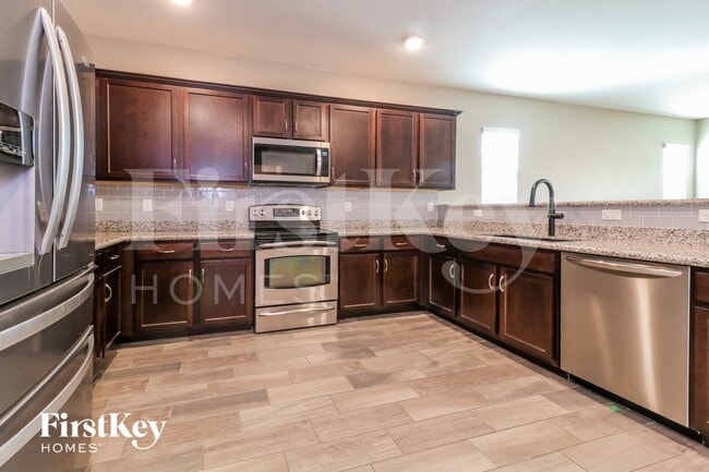 Photo - 17126 W Seldon Ln