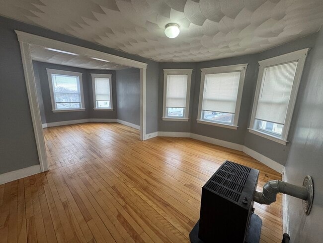 Photo - 156 Fairmont Ave Unit 2