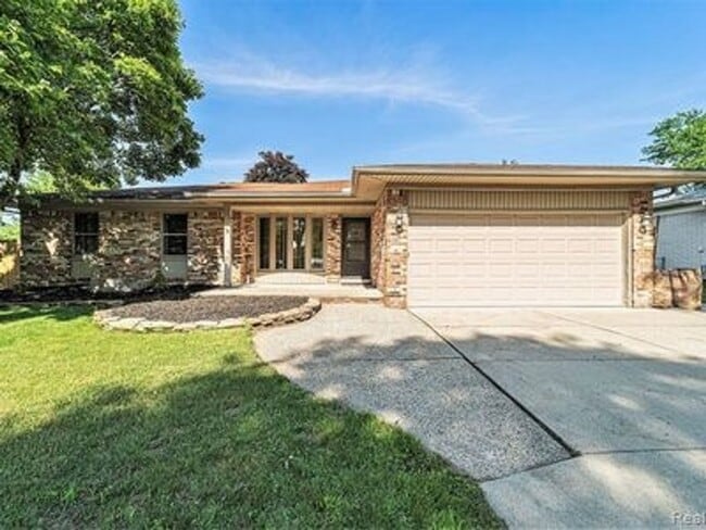 Building Photo - 3537 Millay Dr Rental