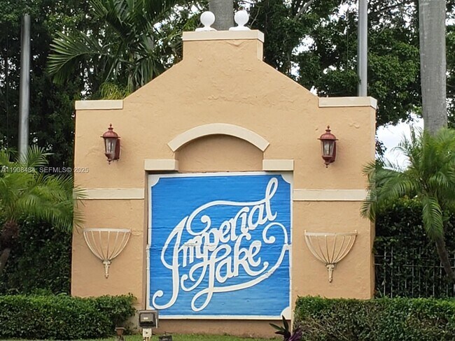 Building Photo - 12509 NW 11th Ln Unit 108