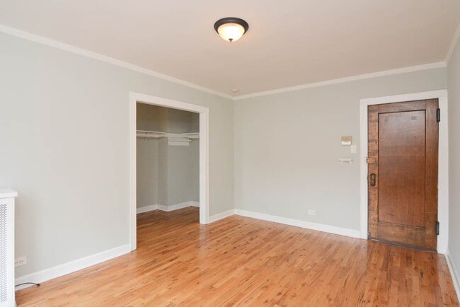 Photo - 744 W Belmont Ave Unidad 614