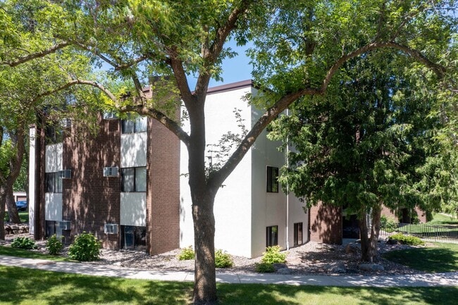 Barbary Knoll Apartments