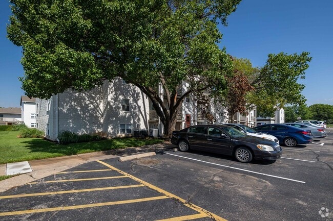Maple Ridge Apartments