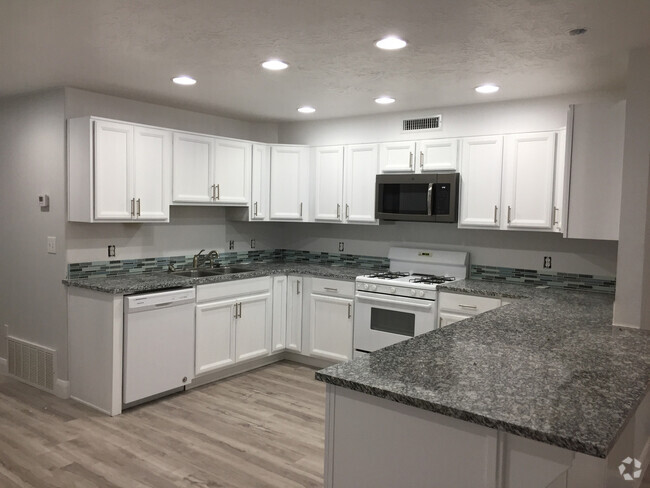 Building Photo - 311 N 700 W Rental