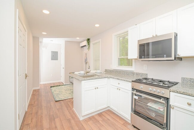Photo - 23 Warwick St Unit 3