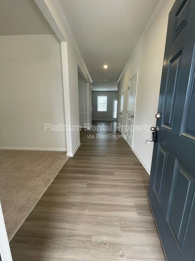 Photo - 74 Hampton Rdge Wy