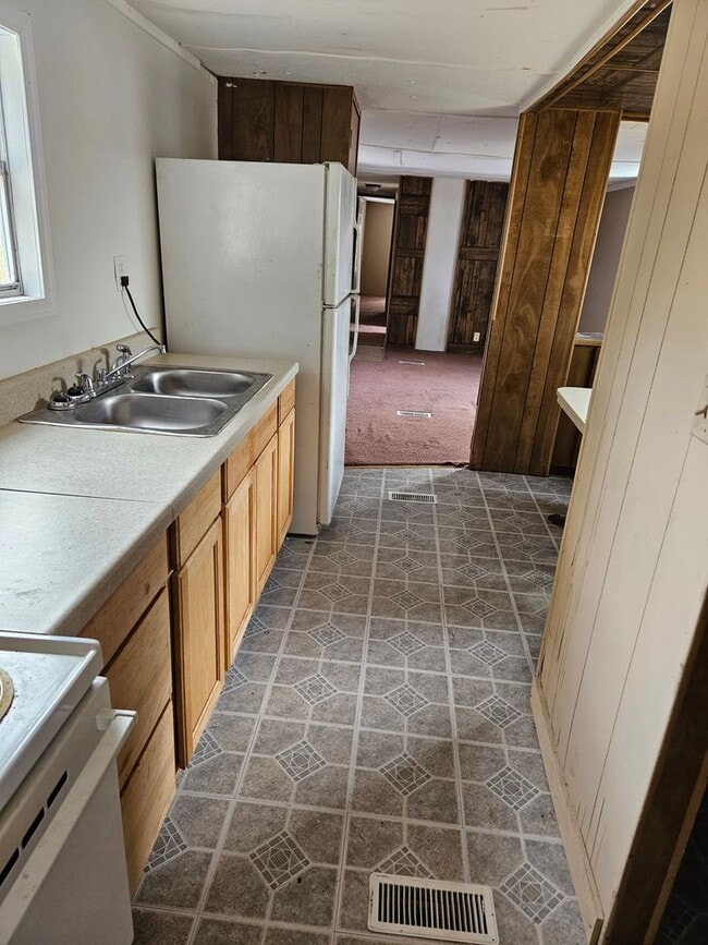 Building Photo - 2 bed 1 bath mobile home for rent Unit 10620-#1