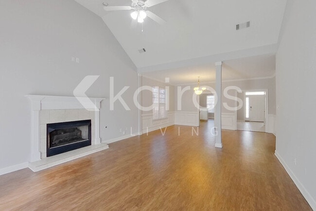 Photo - 428 Keeling Ln