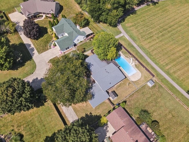 1423 Golf Terrace