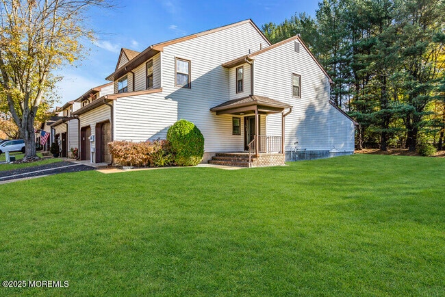 Photo - 438 Oak Knoll Dr