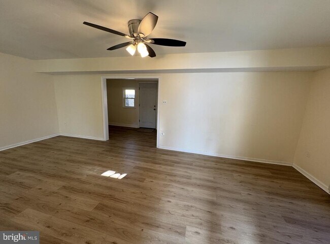 Photo - 125 Hampshire Rd