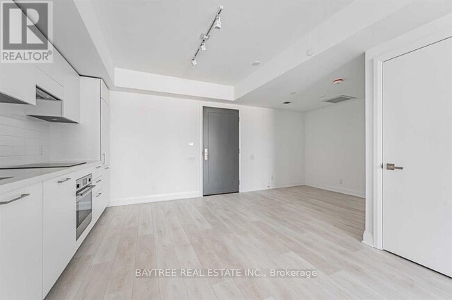 Photo - 33 Frederick Todd Wy Unité 414