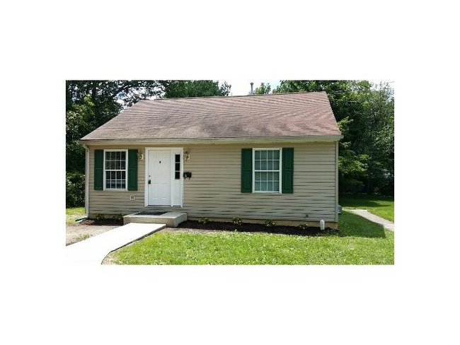 Building Photo - 8-15 Davis Ct Rental