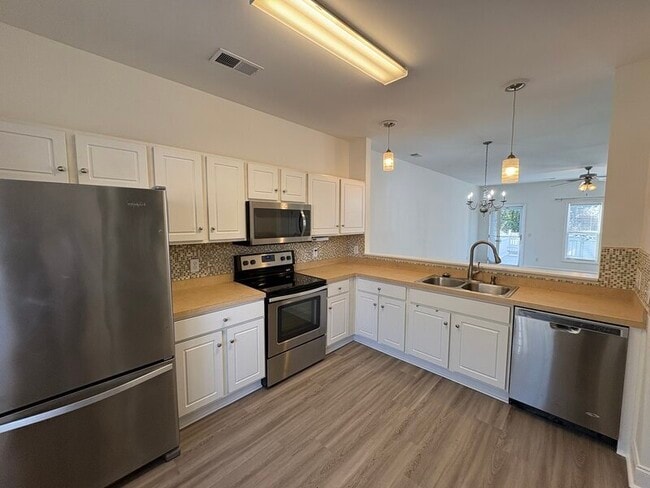 Photo - 1921 Wayne St