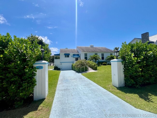 Photo - 115 Dolphin Rd