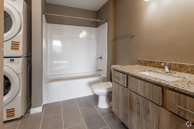 2BR, 2BA - 1,017SF - Second Bathroom