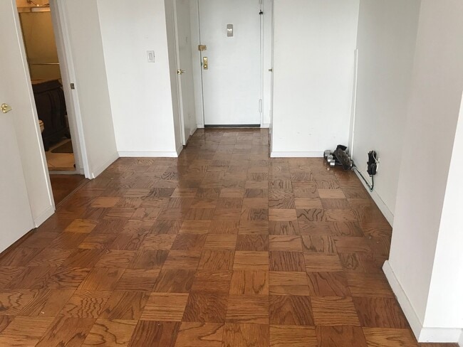 Photo - 10 Huron Ave Unit 17p