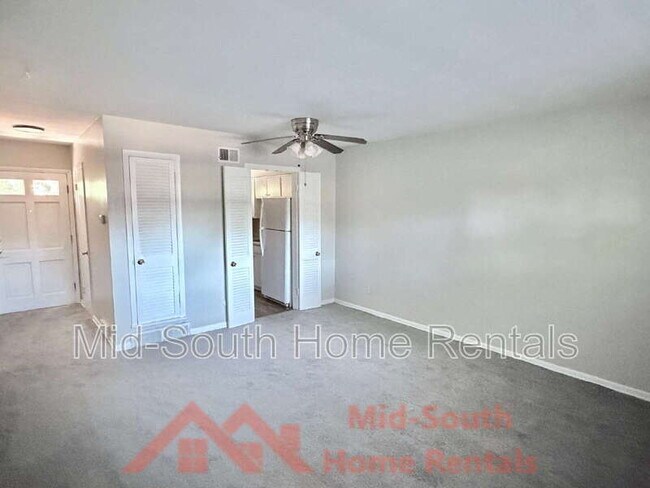 Photo - 25 N Idlewild St Unit 10