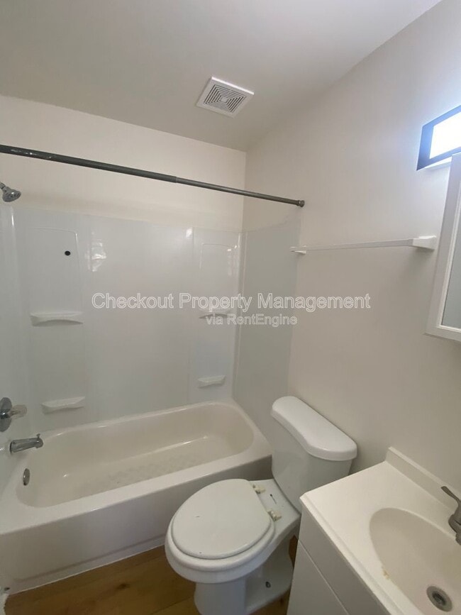 Photo - 112 Bellerive Blvd