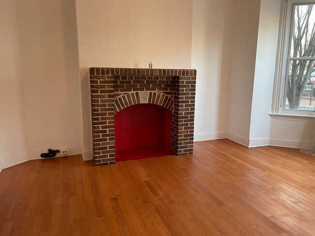 Living Room - 936 French St NW