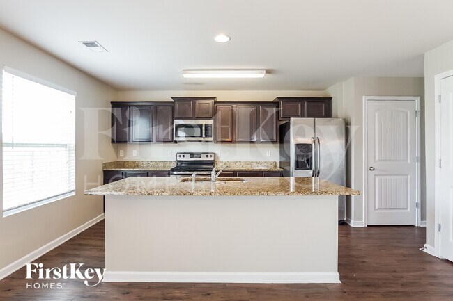 Photo - 134 Rosegate Dr
