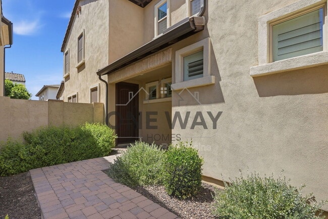 Photo - 1814 S Follett Way