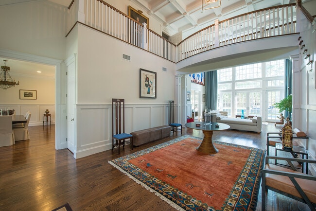 Photo - 206 Bull Path