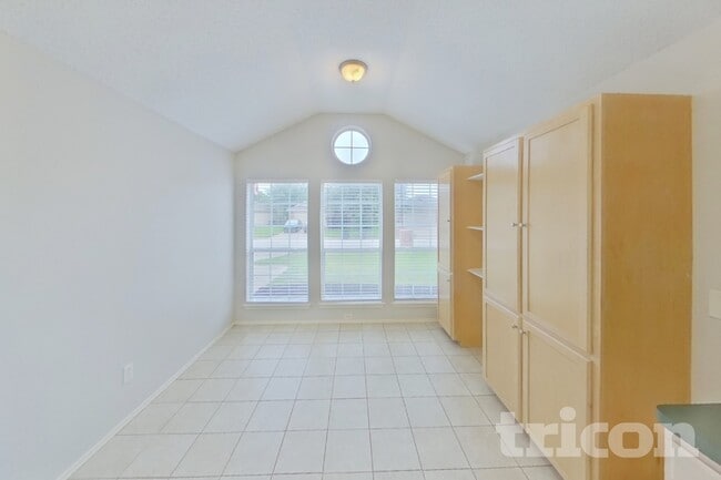 Photo - 757 Dema Ln