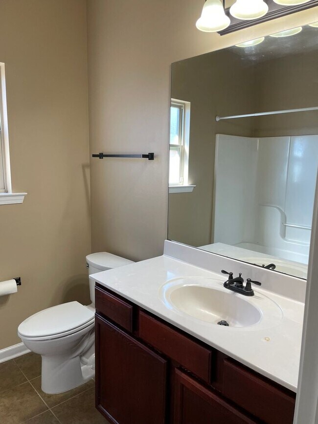 Photo - Move In Ready Rental in Gonzales!