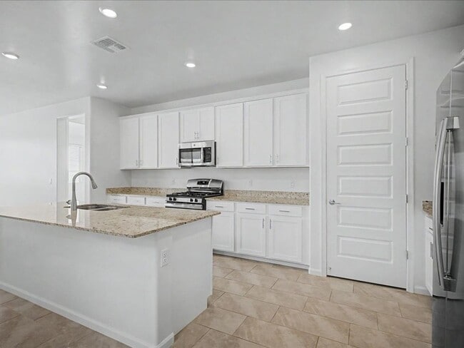 Photo - Spacious & Modern 4-Bedroom Home with Stunning Features!
