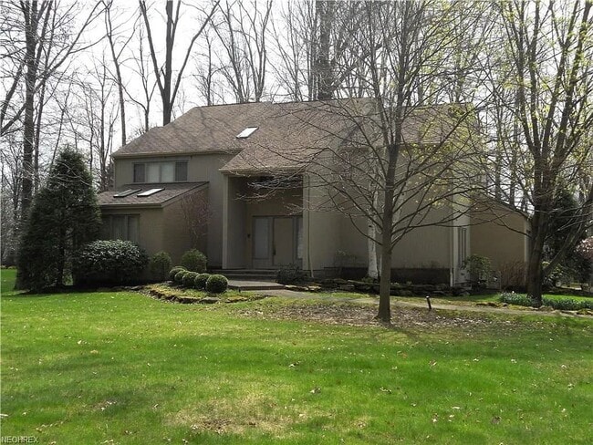 Building Photo - 955 Royal Arms Dr Unit 957 royal