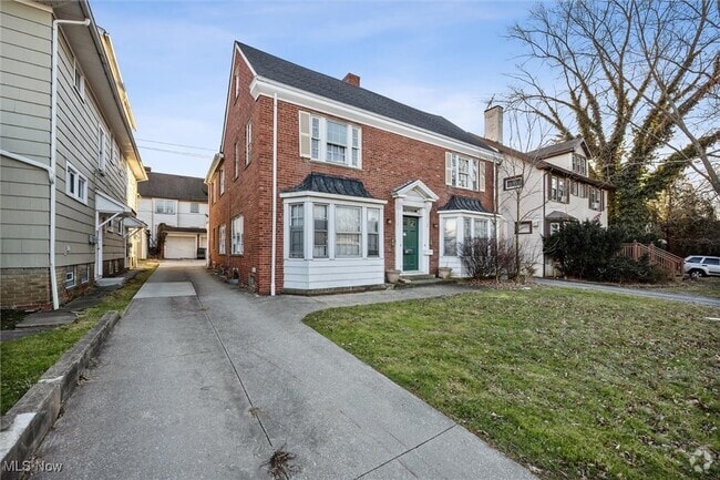 Building Photo - 13108 Cedar Rd Unit 13110 Rental