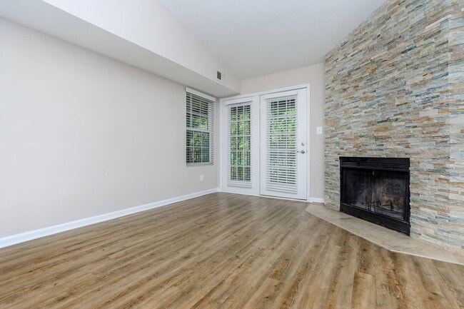 Photo - The Ashberry