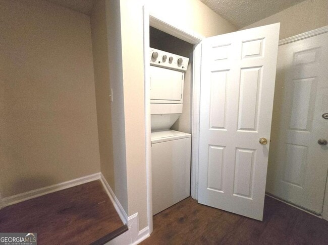 Photo - 227 Quail Run