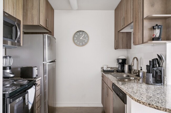 Photo - Midtown Studio for $1,120 – Walkable & Sty... Unit MM3