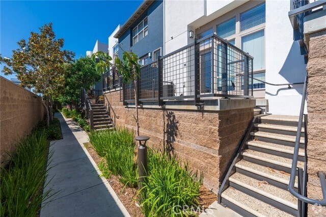 Building Photo - 5402 W 149th Pl Rental
