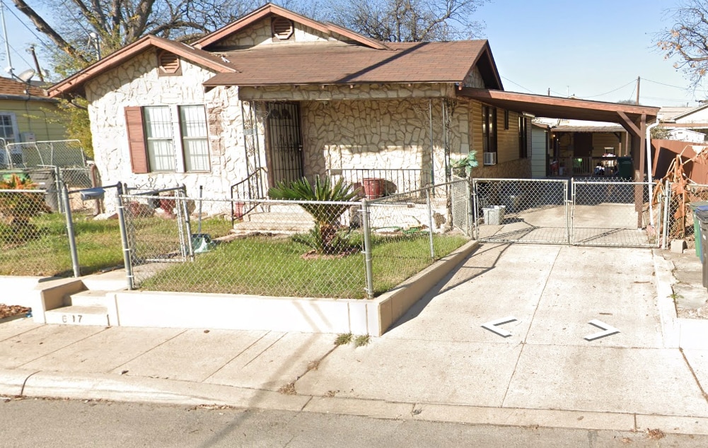 Photo - 617 W Mitchell St