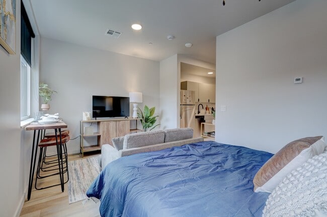 Ayva at Midtown