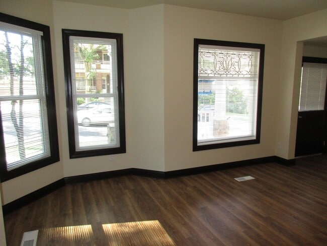 141 E Gorham St Unidad 1