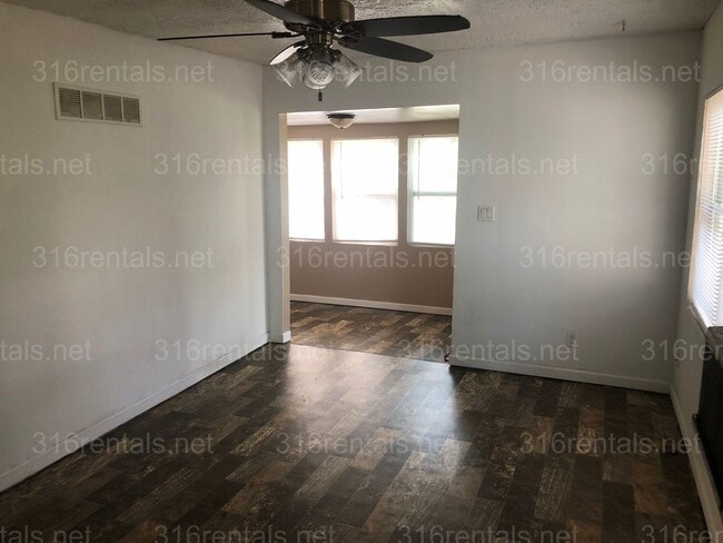 Photo - $875 - 2 bed 1 bath - Single Family Home